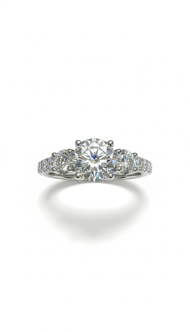 DIAMOND RING | MOISSANITE