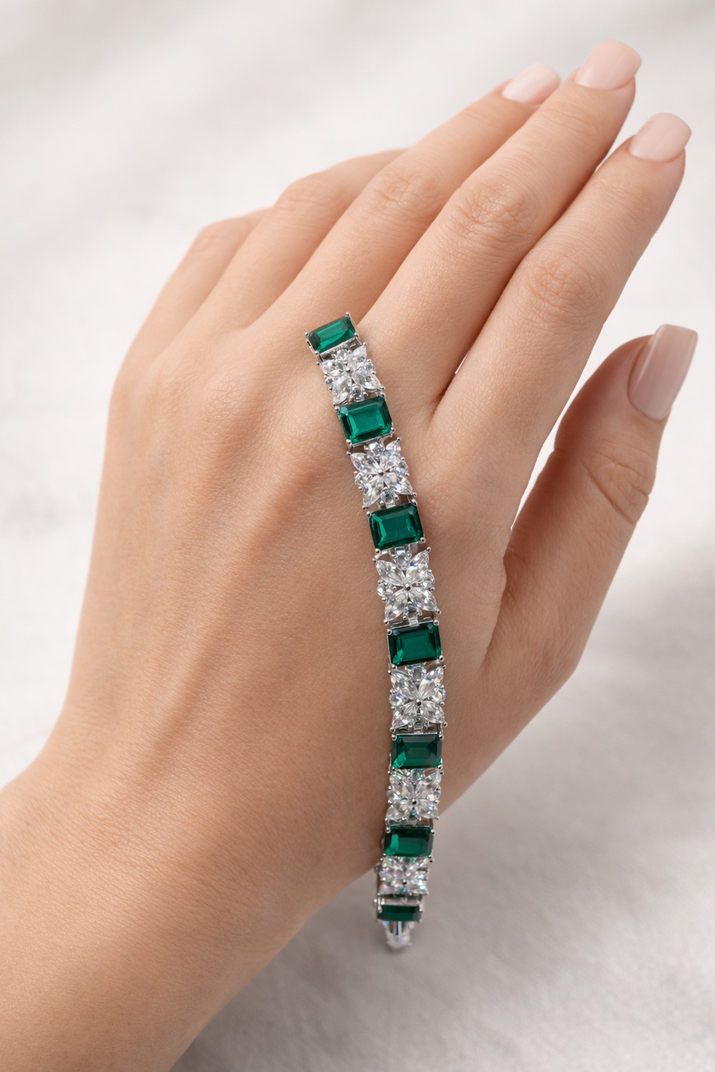 LAB GROWN EMERALD&DIAMOND BRACELET | MOISSANITE (Copy) (Copy)