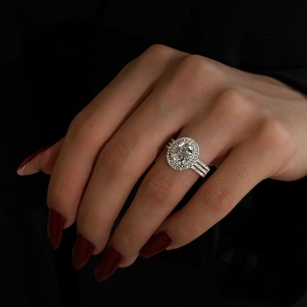 Sirr Al-Hob RING | MOISSANITE DIAMOND 4.32 CARAT