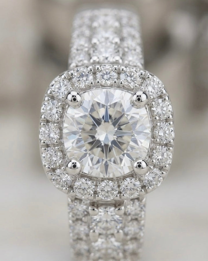 DIAMOND RING | MOISSANITE