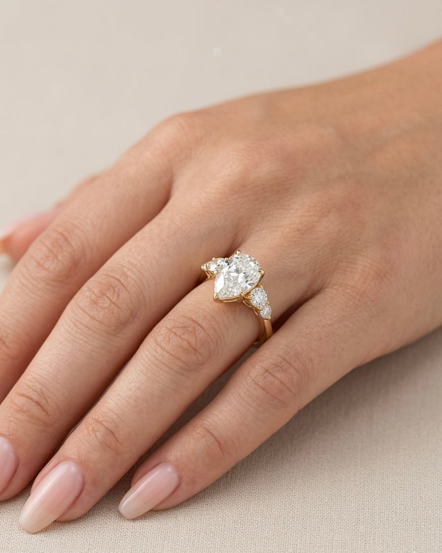 DIAMOND RING | MOISSANITE