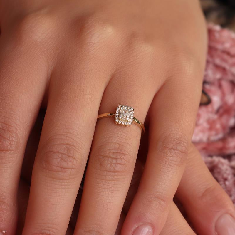 DIAMOND RING