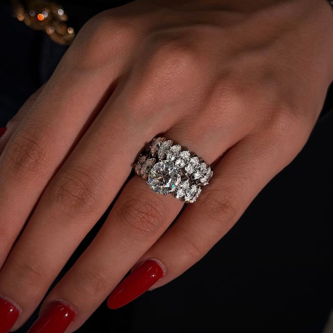 DIAMONDS TWINS RING | MOISSANITE