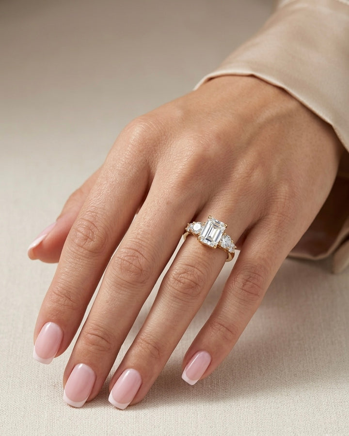 DIAMOND RING | MOISSANITE