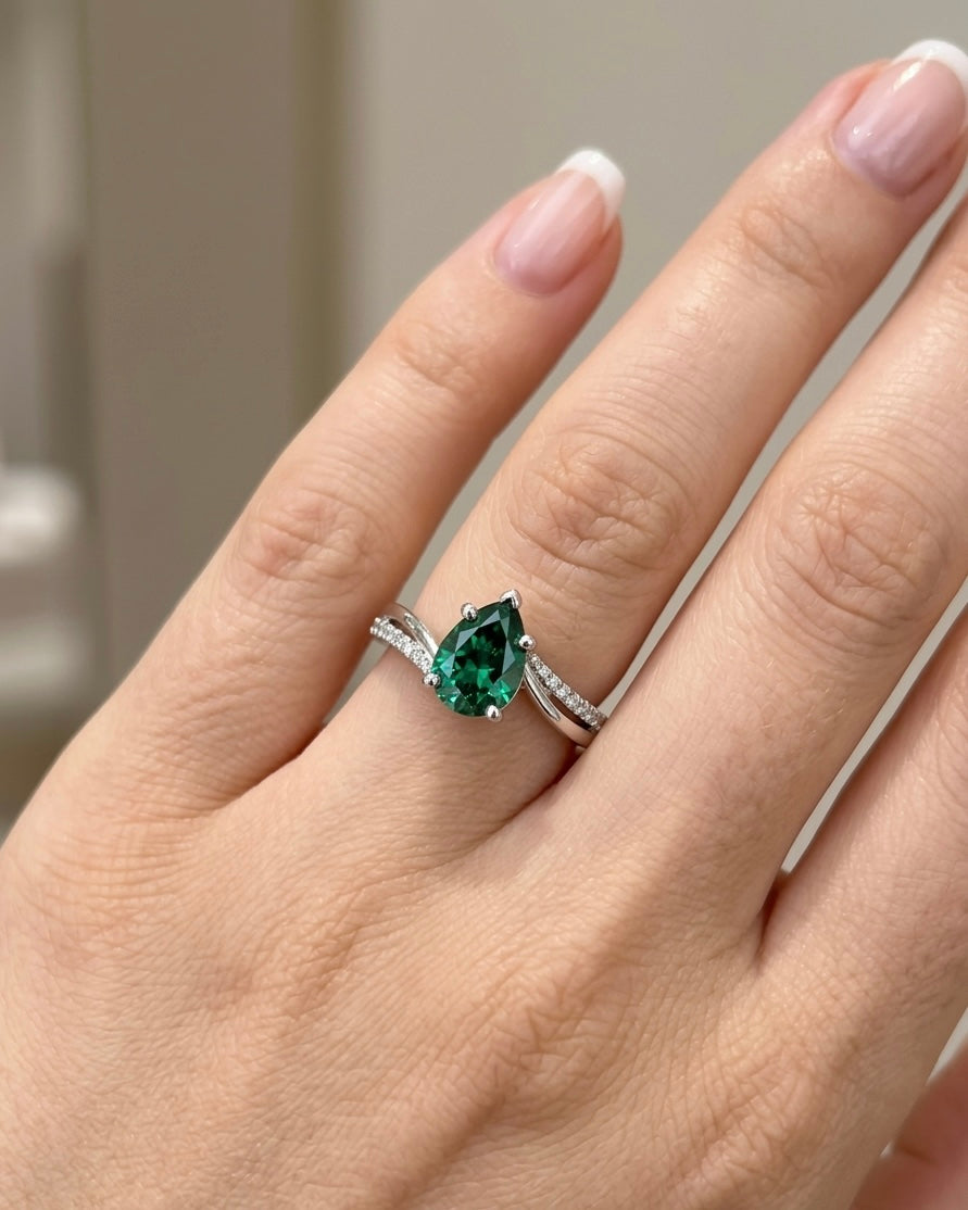 DIAMOND RING | MOISSANITE