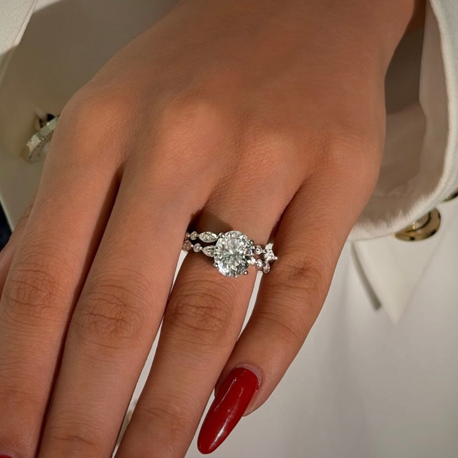 SAFA AL-HOB RING | MOISSANITE DIAMOND 4.35 CARAT