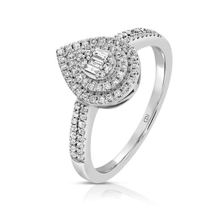 NATURAL DIAMOND RING