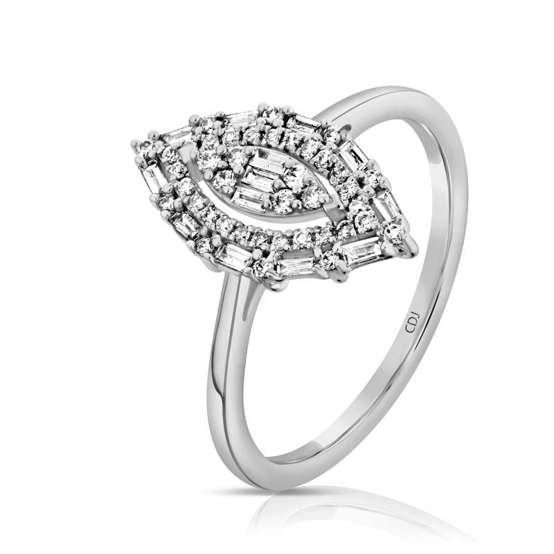 NATURAL DIAMOND RING