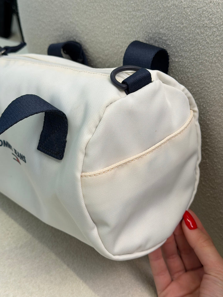 TOMMY HILFIGER BAG — SPECIAL PRICE DUE TO LIGHT MARKS