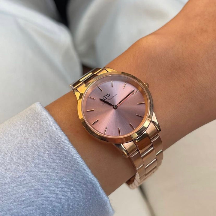 DANIEL WELLINGTON WATCH